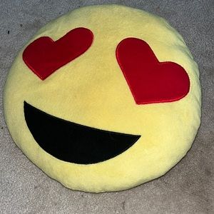 😍 Emoji Pillow